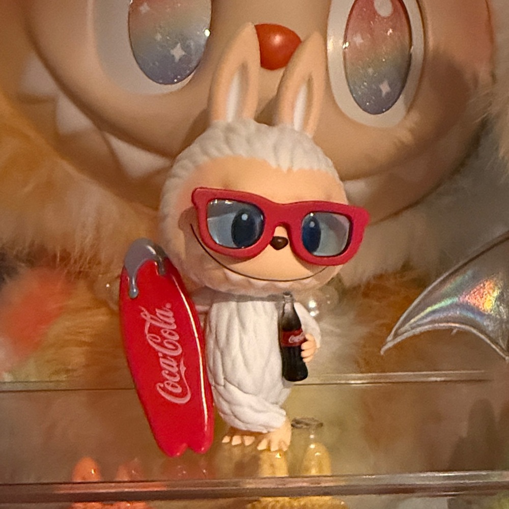 BNIB Coca Cola The Monsters Surf With Me